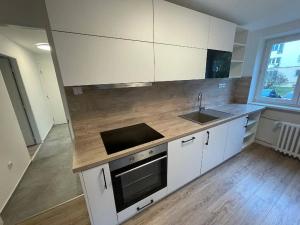 Pronájem bytu 3+1, Pardubice, Jiránkova, 70 m2