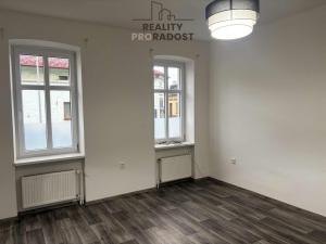 Pronájem bytu 2+1, Ostrava, Tavičská, 78 m2