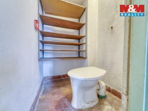 Prodej rodinného domu, Karlovy Vary - Dvory, Chebská, 203 m2