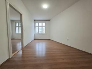 Pronájem bytu 2+1, Dobruška, Šubertovo nám., 70 m2
