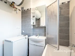 Pronájem bytu 4+kk, Praha - Podolí, Jeremenkova, 94 m2