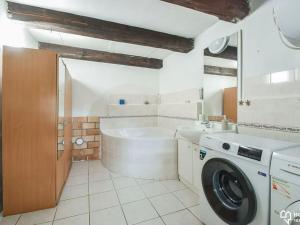 Prodej chaty, Sobotín, 210 m2