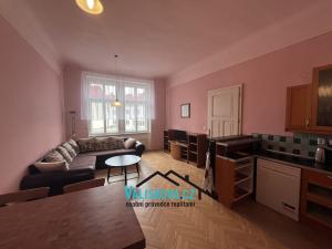 Pronájem bytu 2+kk, Kroměříž, Riegrovo náměstí, 70 m2