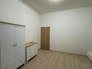 Pronájem bytu 2+1, Praha - Vysočany, Jandova, 50 m2