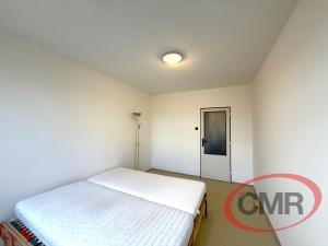 Pronájem bytu 3+1, Praha, Pískovcová, 66 m2