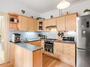 Prodej bytu 4+1, Teplice, Metelkovo náměstí, 120 m2