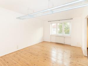 Pronájem bytu 1+1, Praha - Prosek, Nad Krocínkou, 50 m2