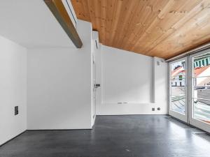 Pronájem bytu 3+1, Praha - Smíchov, Radlická, 134 m2