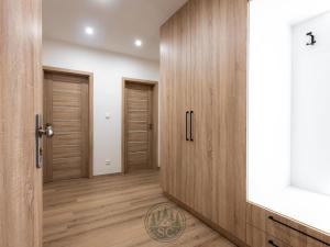 Prodej bytu 3+1, Sokolov, Švabinského, 66 m2