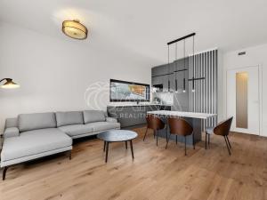 Pronájem bytu 2+kk, Praha - Troja, Pod Hrachovkou, 61 m2