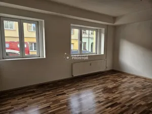 Pronájem bytu 2+1, Trmice, Žižkova, 80 m2