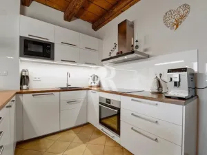 Prodej rodinného domu, Libčany, 280 m2