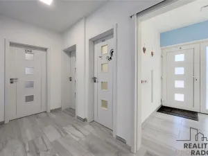 Prodej rodinného domu, Hrádek, 165 m2