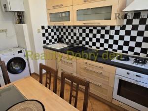 Prodej bytu 2+1, Opava, Zacpalova, 71 m2