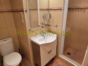 Prodej bytu 2+1, Opava, Zacpalova, 71 m2