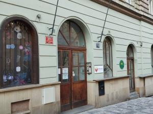 Pronájem skladu, Praha - Vinohrady, Italská, 108 m2