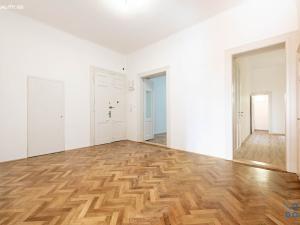 Pronájem bytu 2+1, Praha - Vinohrady, U Havlíčkových sadů, 90 m2