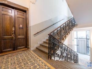 Pronájem bytu 2+1, Praha - Vinohrady, U Havlíčkových sadů, 90 m2