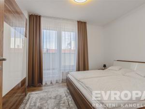 Prodej bytu 3+kk, Praha - Kobylisy, Ke Stírce, 77 m2