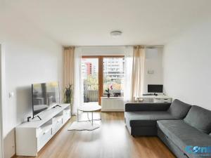 Prodej bytu 2+kk, Praha - Modřany, K Vystrkovu, 58 m2