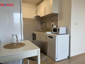 Pronájem bytu 2+kk, Březnice, Rožmitálská, 40 m2