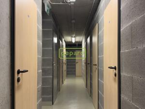 Pronájem bytu 1+kk, Praha - Libeň, Novovysočanská, 28 m2