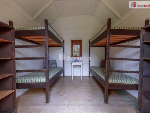 Prodej ubytování, Valeč - Kostrčany, 43069 m2