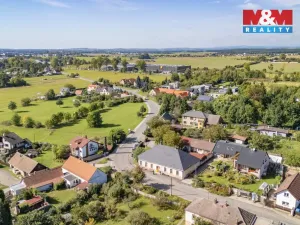 Prodej obchodního prostoru, Hradec Králové - Svinary, Podhůrská, 633 m2
