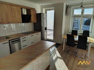 Pronájem bytu 3+1, Hradec Králové, Průmyslová, 92 m2