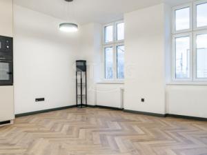 Pronájem bytu 3+kk, Ostrava, Nádražní, 66 m2