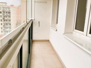 Pronájem bytu 3+1, Praha - Troja, Svídnická, 68 m2