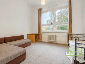 Prodej apartmánu, Sokolov, Svatopluka Čecha, 596 m2