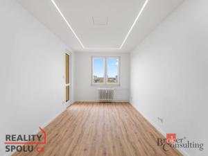 Pronájem bytu 2+kk, Pardubice - Zelené Předměstí, S. K. Neumanna, 53 m2