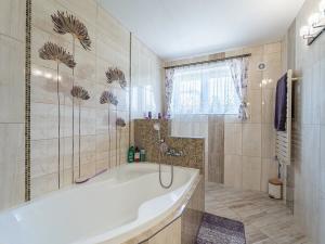 Prodej rodinného domu, Chýně, Ke Skále, 220 m2