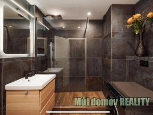 Pronájem bytu 2+kk, Praha - Žižkov, U staré cihelny, 54 m2