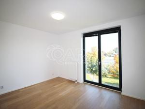 Pronájem bytu 3+kk, Praha - Kbely, Plzákova, 77 m2