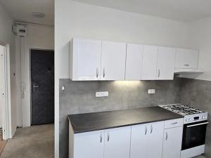 Pronájem bytu 1+1, Otrokovice, Polní, 35 m2