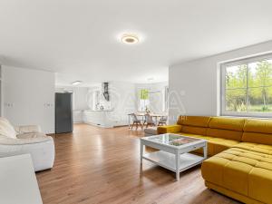 Prodej rodinného domu, Postřižín, Jelení, 169 m2