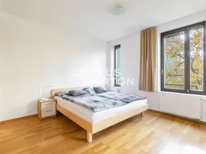 Pronájem bytu 2+kk, Praha - Podolí, V rovinách, 68 m2