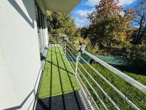 Pronájem bytu 2+kk, Mníšek pod Brdy, U Kolejí, 45 m2