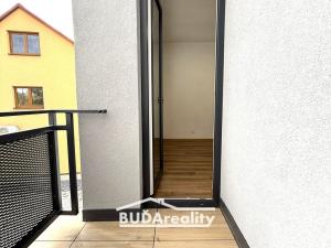 Pronájem bytu 2+kk, Otrokovice, tř. Osvobození, 40 m2