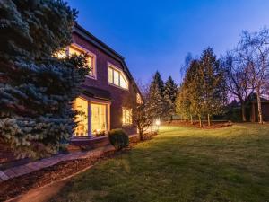 Prodej rodinného domu, Jesenice - Horní Jirčany, U vodojemu, 177 m2