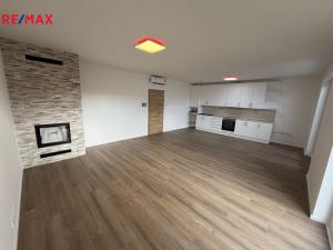 Pronájem rodinného domu, Praha - Hostavice, Vrbenská, 114 m2