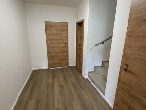 Pronájem rodinného domu, Praha - Hostavice, Vrbenská, 114 m2