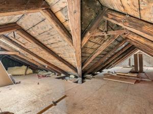 Prodej vícegeneračního domu, Osek, K. H. Borovského, 452 m2