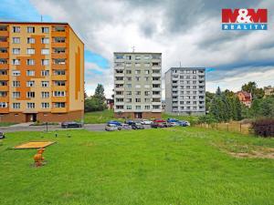 Prodej bytu 4+1, Karlovy Vary - Doubí, Modenská, 77 m2