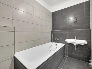 Prodej bytu 2+kk, České Budějovice, K. Šatala, 68 m2