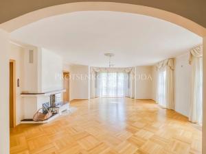 Prodej kanceláře, Vestec, Průběžná, 427 m2