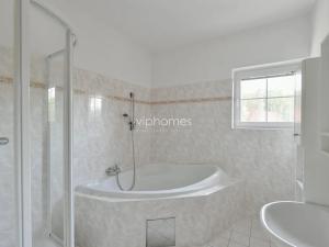 Pronájem vily, Praha - Nebušice, 290 m2