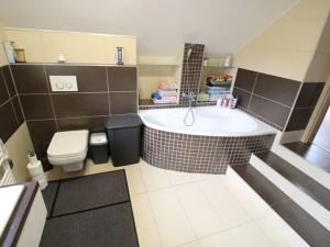 Prodej rodinného domu, Plískov, 180 m2